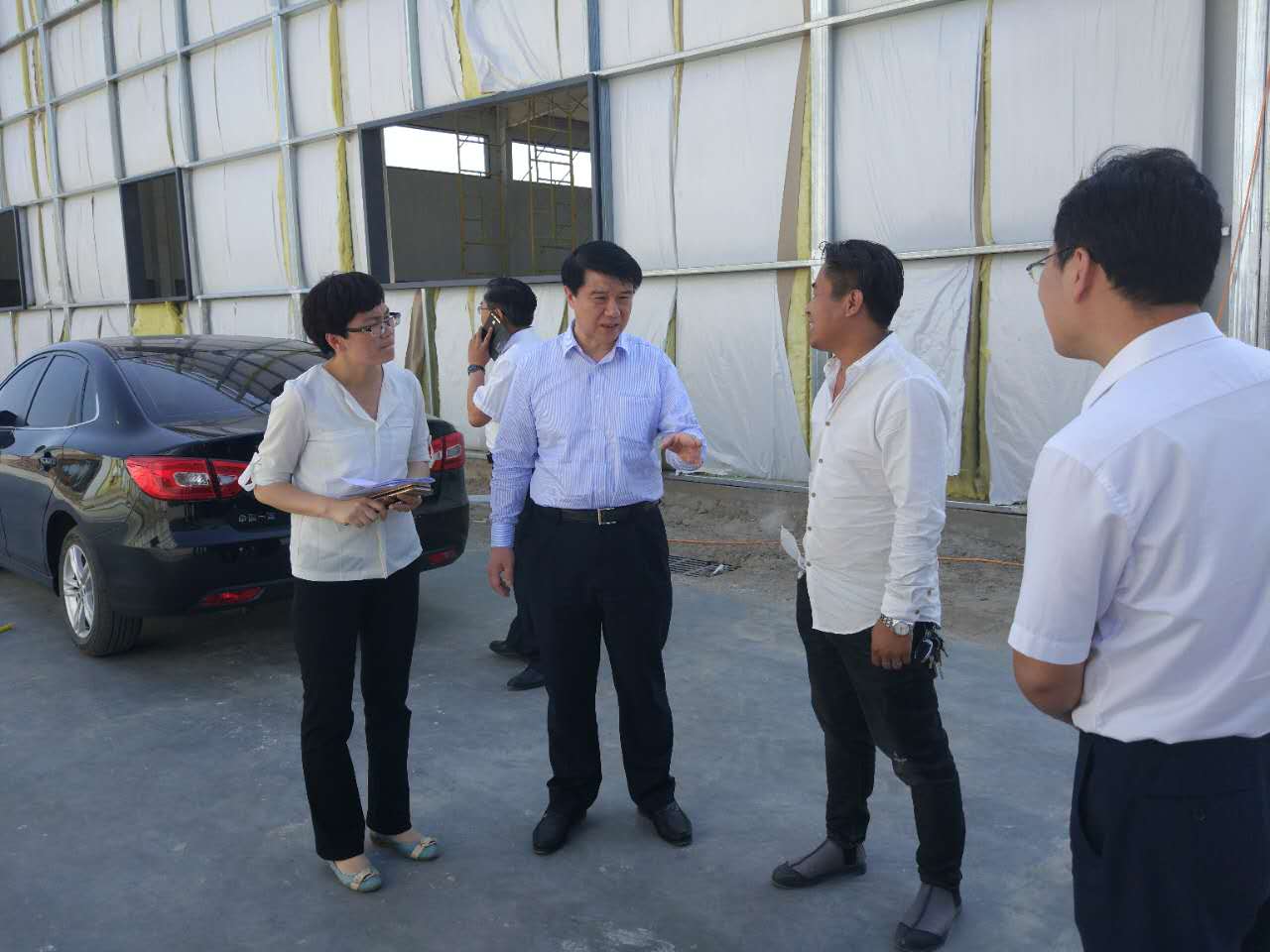 崔洪刚到阳信县水落坡镇大张村蹲点调研