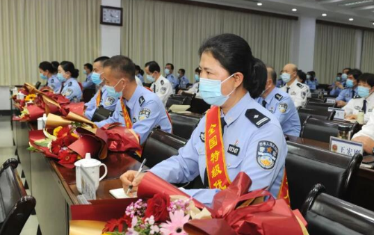 光荣！滨州公安1个集体4名民警获“国字号”荣誉！