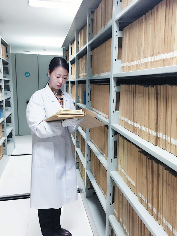 档案工作人员的一天