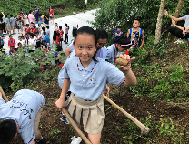 你们是大山的孩子•白一贝恩施金龙坝小学有感而作